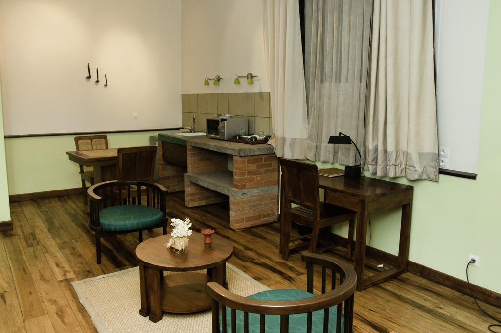 Hotel Restaurant Le Combava 塔那那利佛 外观 照片